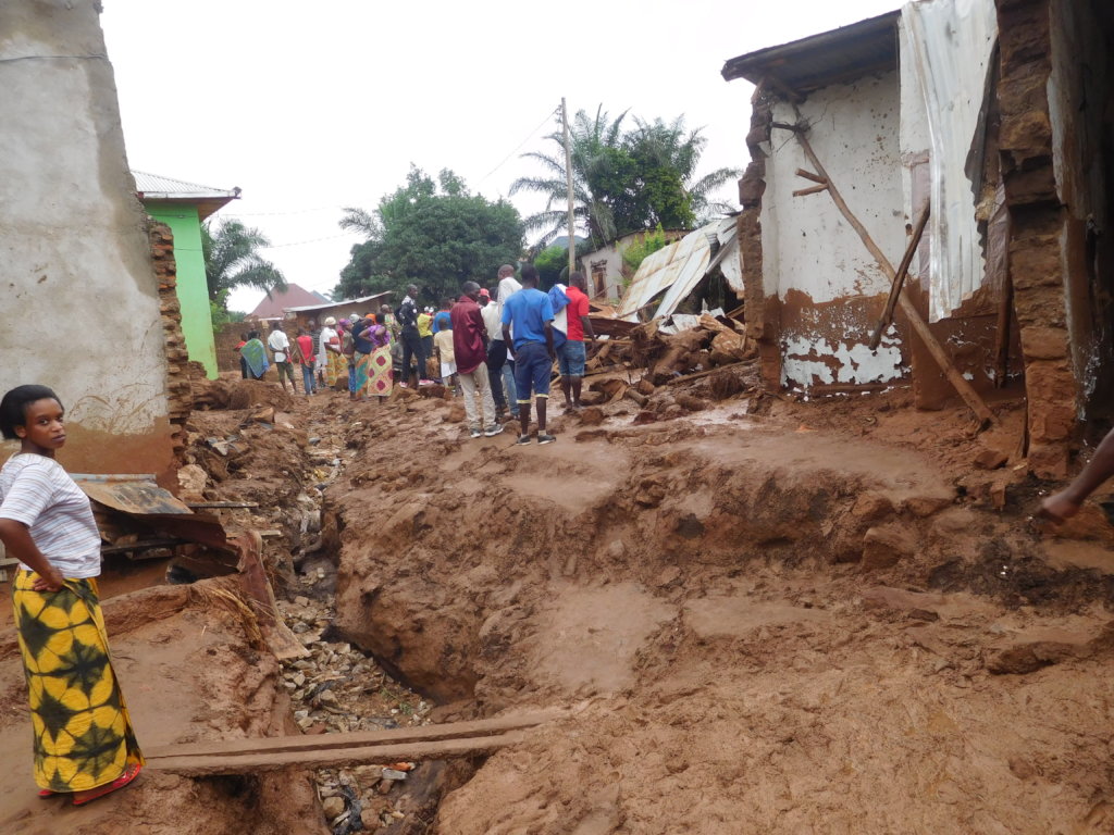 HELPING CARAMA  SURVIVORS OF FLOODING DISASTER