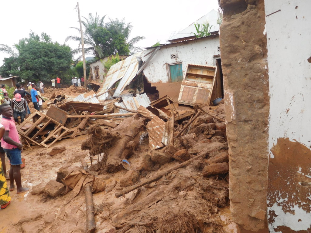 HELPING CARAMA  SURVIVORS OF FLOODING DISASTER