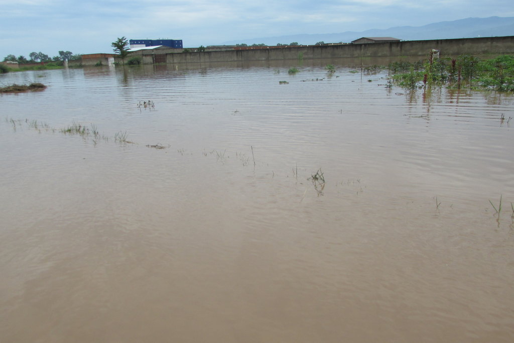 HELPING CARAMA  SURVIVORS OF FLOODING DISASTER