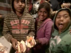Everyone likes hot dogs no matter where you go!