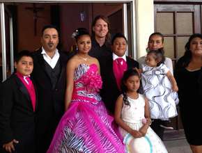 Jasmine with her entire family and Wayne