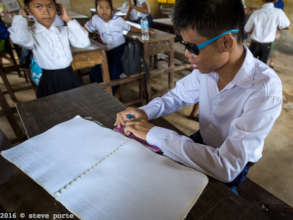 KCDI Blind student at state school using Braille