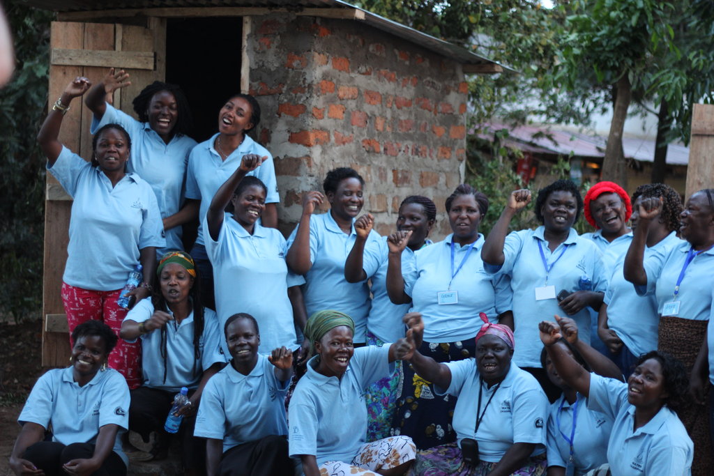 Help Kenyan and Ugandan Women Provide Clean Water