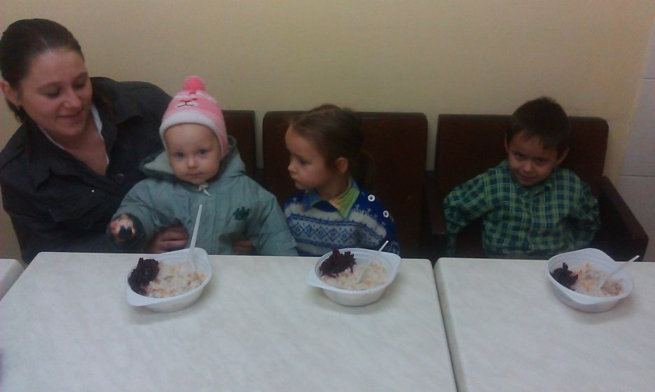 FEED A HUNGRY CHILD (UKRAINE)