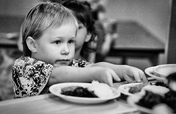 FEED A HUNGRY CHILD (UKRAINE)