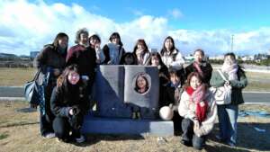 College Students Visit Taylor Memorial