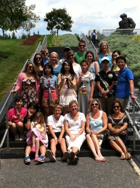 Ishinomaki Exchange Students with host famlies