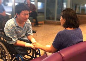 Qi Visited MingHe - Shriners Hospital for Children