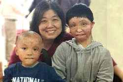 Qi with Min and Her Brother Zhe