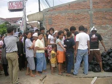 Assistance for Jakarta flood victims