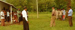 Wanni with the villagers of Nikawewa eVillage