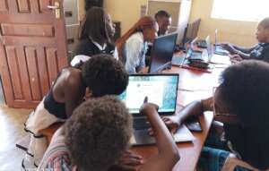 A computer skills learning in progress