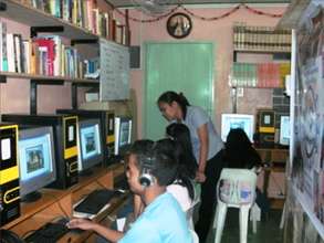 e-Learning session in Commonwealth Computer Center