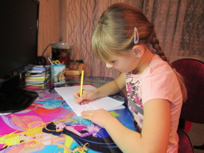 Violetta is writing a letter to the GG community
