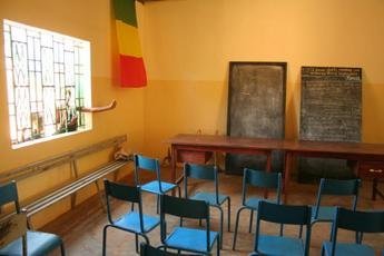 Health care for 30,000 slum residents in Mali