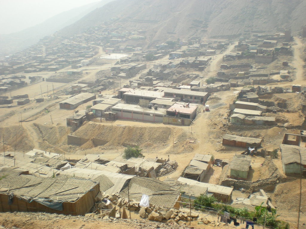 Guarantee education to 120 kids in Huaycan, Peru