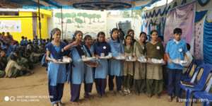 Plates and glasses ditsribution