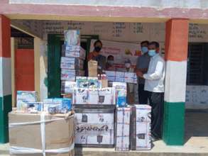 Masks distribution in schools