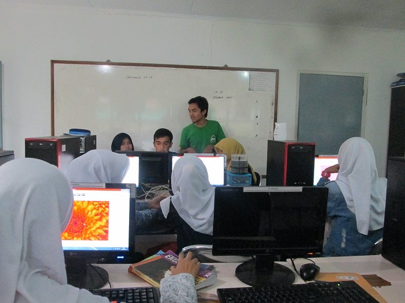 Realize Andi's Dream to be an IT Expert