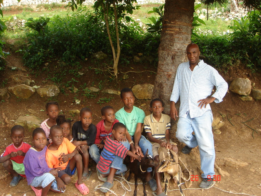 Restore a Truck for an Orphanage in Haiti