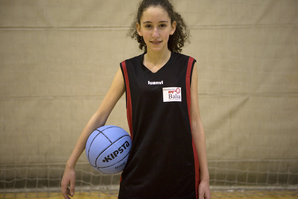 Support children at poverty risk in Spain