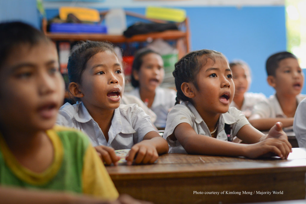 Hot lunches for 500 Cambodian children and youth