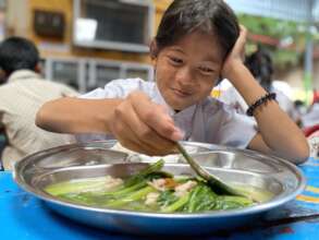Hot lunches for students