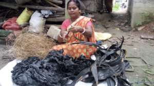 Her old job was pulling copper wire from tyres