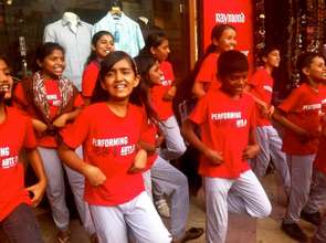 Maya students on streets of Pune