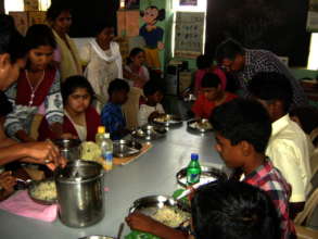 Mid Day Meals at Balajothi 1.jpg