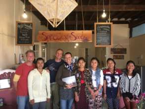 Yoga author and teacher visits cafe!