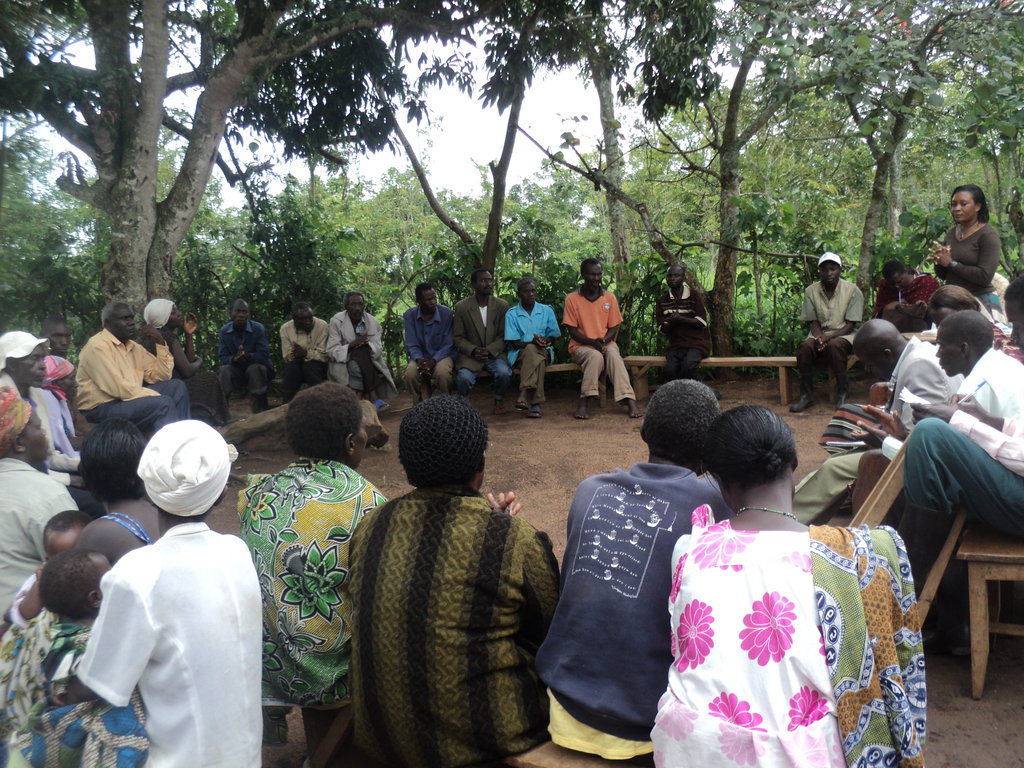 Scaling up of HIV/AIDS services via urban leaders