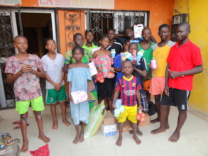 The Aliyou family's visit and donation