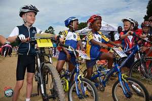 Asande & Busiswa ready to go!