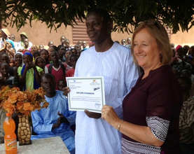Presentation of Certificate of Thanks