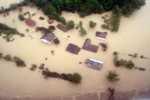 The water over the roofs