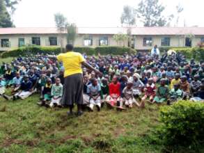 Gladys explaining to the pupils effects of FGM.