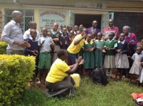 HFAW team and sirate fraternity in a group photo