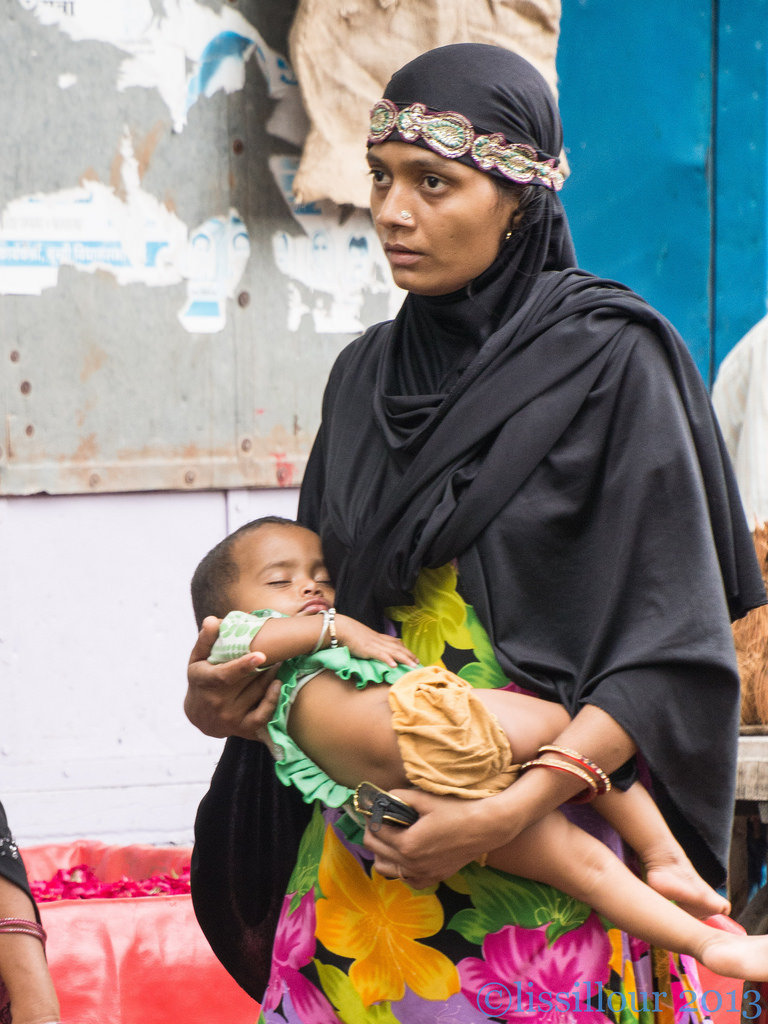Help save 3000 underprivileged Mothers & Children