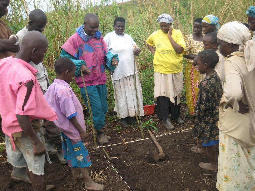 RESTORE HOPE TO 500 UGANDAN ORPHANS  (6-24 YEARS)