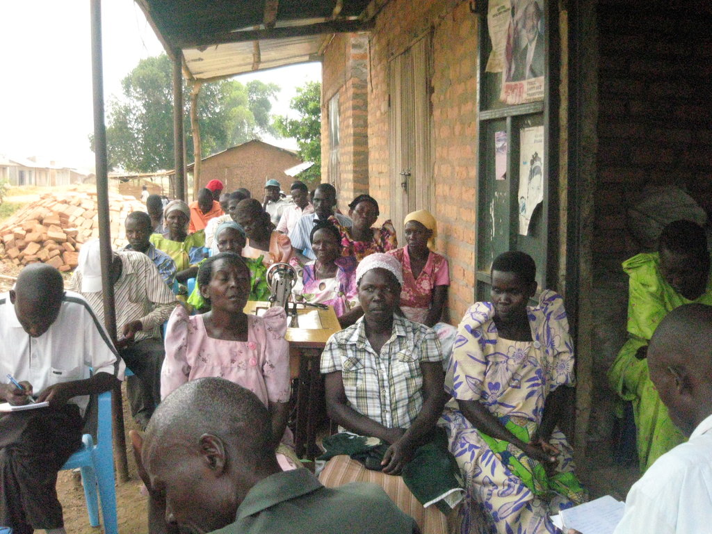 RESTORE HOPE TO 500 UGANDAN ORPHANS  (6-24 YEARS)