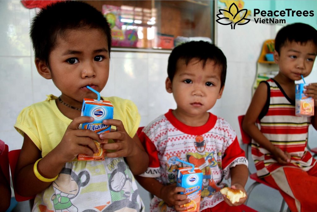 Feed and educate 3,500 children in rural Vietnam