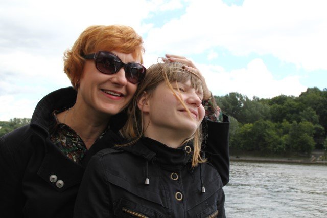 Not Alone: Mentors for Russian Teen Moms, Children