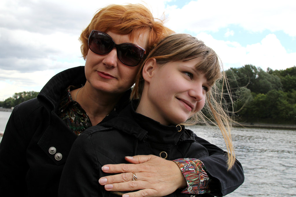 Not Alone: Mentors for Russian Teen Moms, Children
