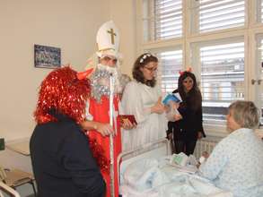 St Nicholas Day on the geriatrics ward