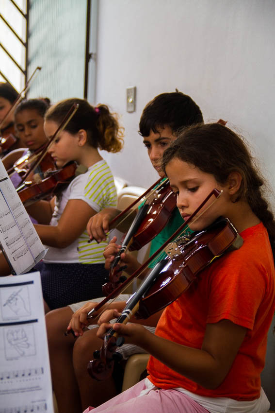 Passarim - Teach music to Brazilian children