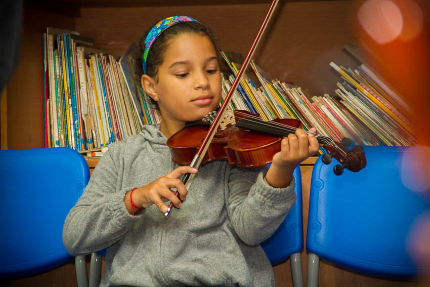 Passarim - Teach music to Brazilian children