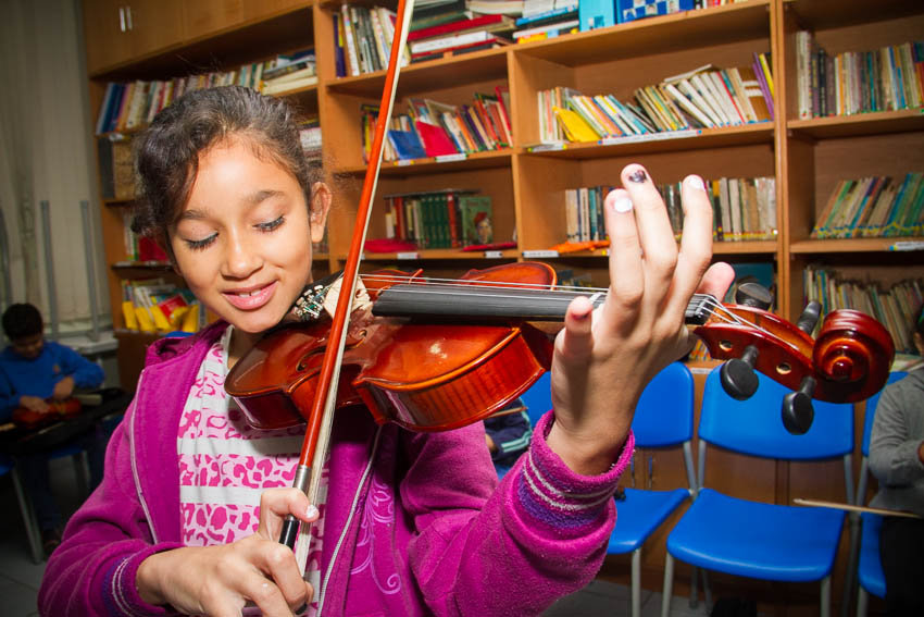 Passarim - Teach music to Brazilian children