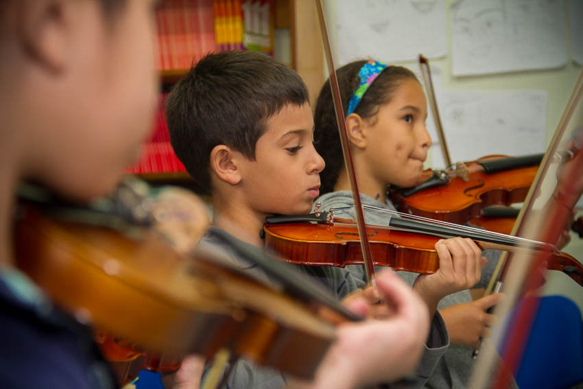 Passarim - Teach music to Brazilian children