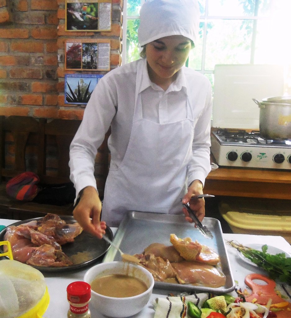 75 YOUNG SALVADORANS DEVELOP THEIR ENTREPRENEURSHI